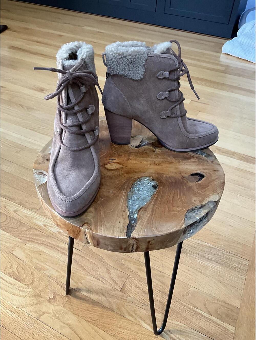 UGG 7 W Analise WOMEN Expos Heel Leather Sheepskin Boot